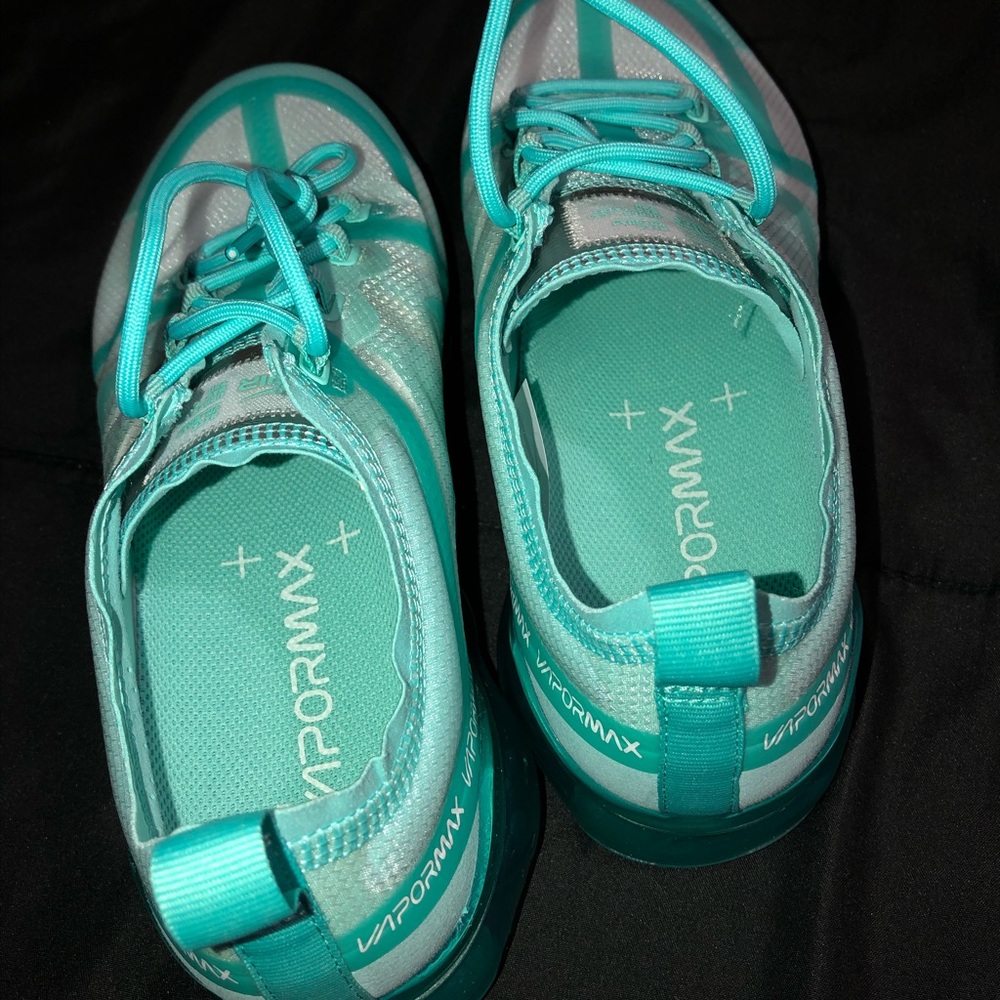 SOLD‼️‼️‼️Women’s Air Vapormax 2019 “Teal tint”. - Picture 5 of 11
